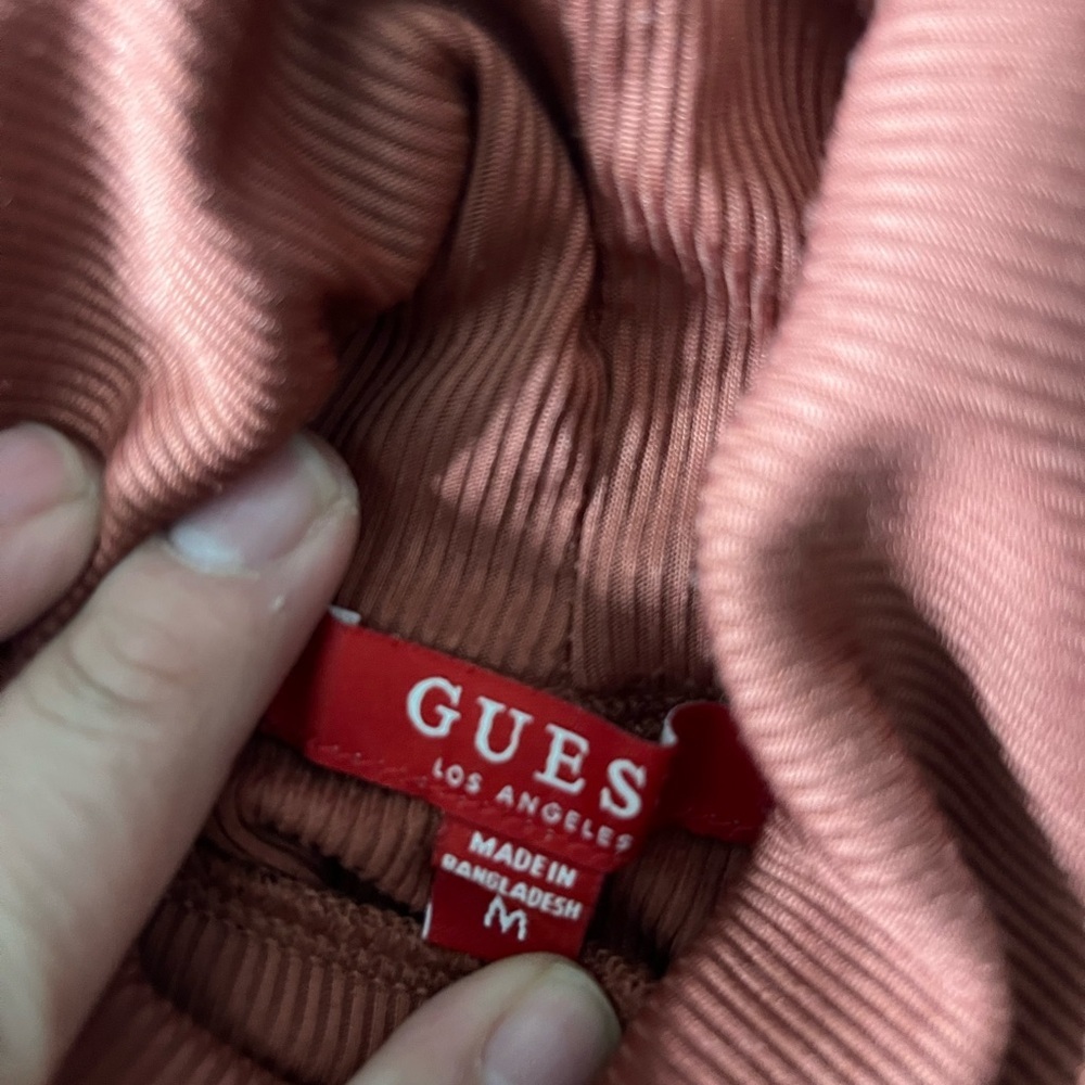 Guess Copper Ribbed Turtleneck Top medium - Picture 4 of 5